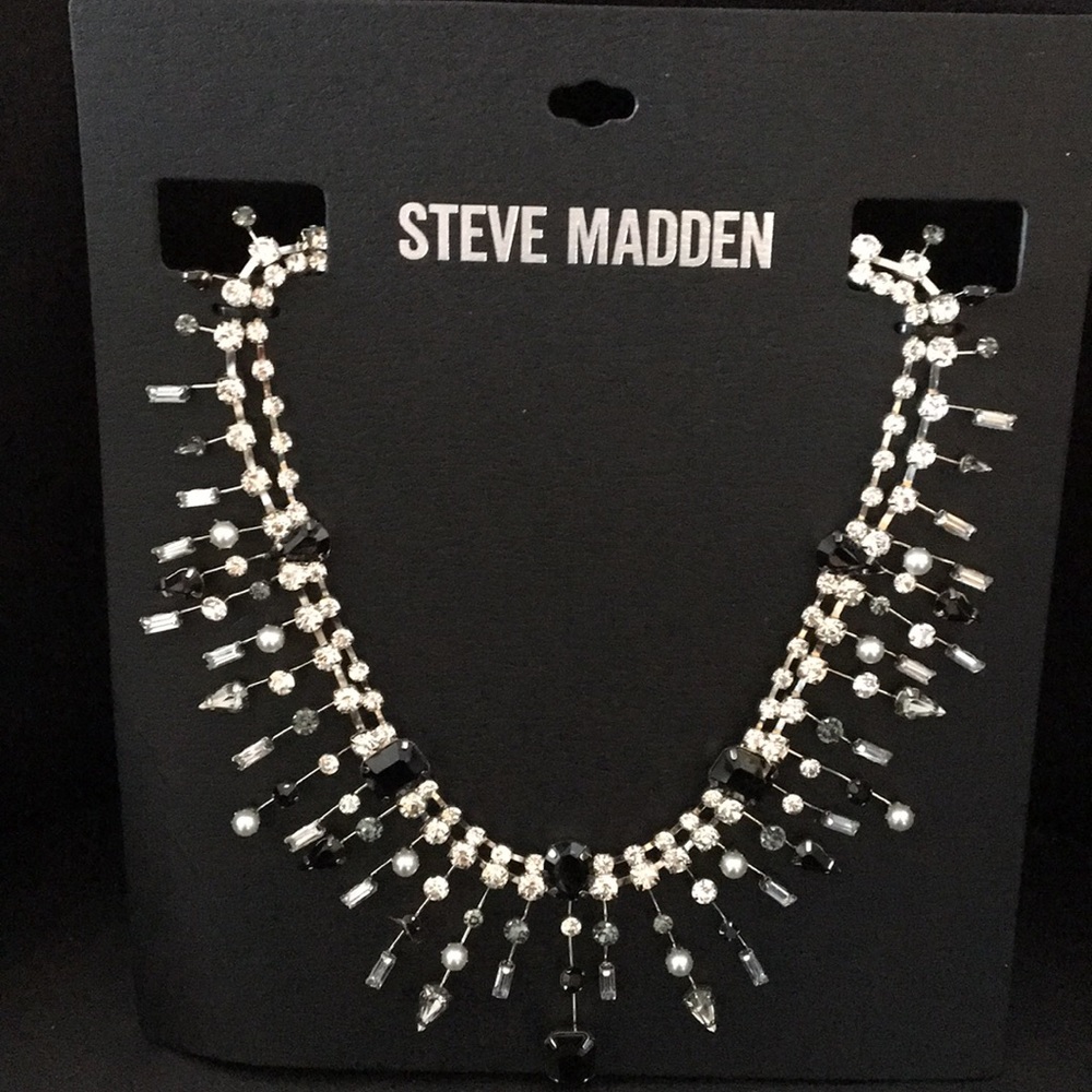 Magnificent Steve Madden  Crystal Starburst Neckla